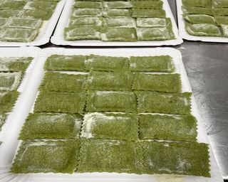 Raviolis De Verduras A La Crema   15Ud.