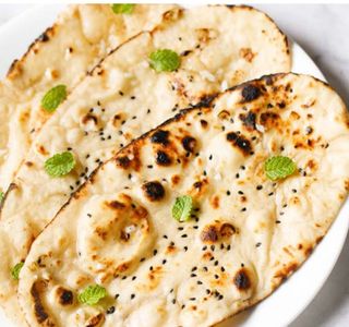 Garlic naan