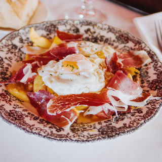 Huevos rotos con paleta gran reserva duroc