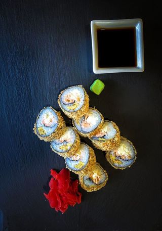 Рол Темпура Лосось (260г)