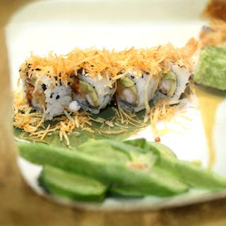 168. Uramaki Tempura Croccante (4 Pezzi)