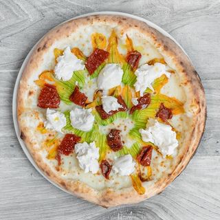 burrata e pomodori secchi