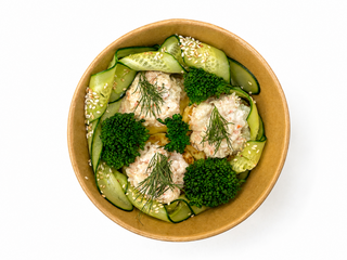 Salty cheesecakes with poached shrimp and green vegetables