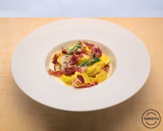 Tortelloni Di Parmigiano Al Prosciutto