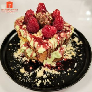 Raspberry&Pistachio French Toast