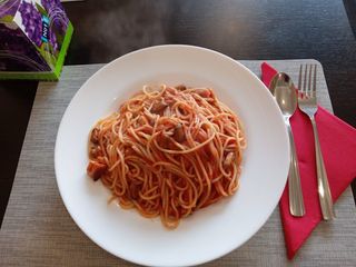 Spaghetti cu fructe de mare