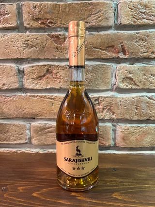 სარაჯიშვილი *** 0.5ლ.