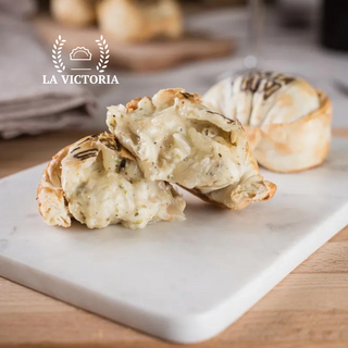 Empanada De Cuatro Quesos (1 Ud.)