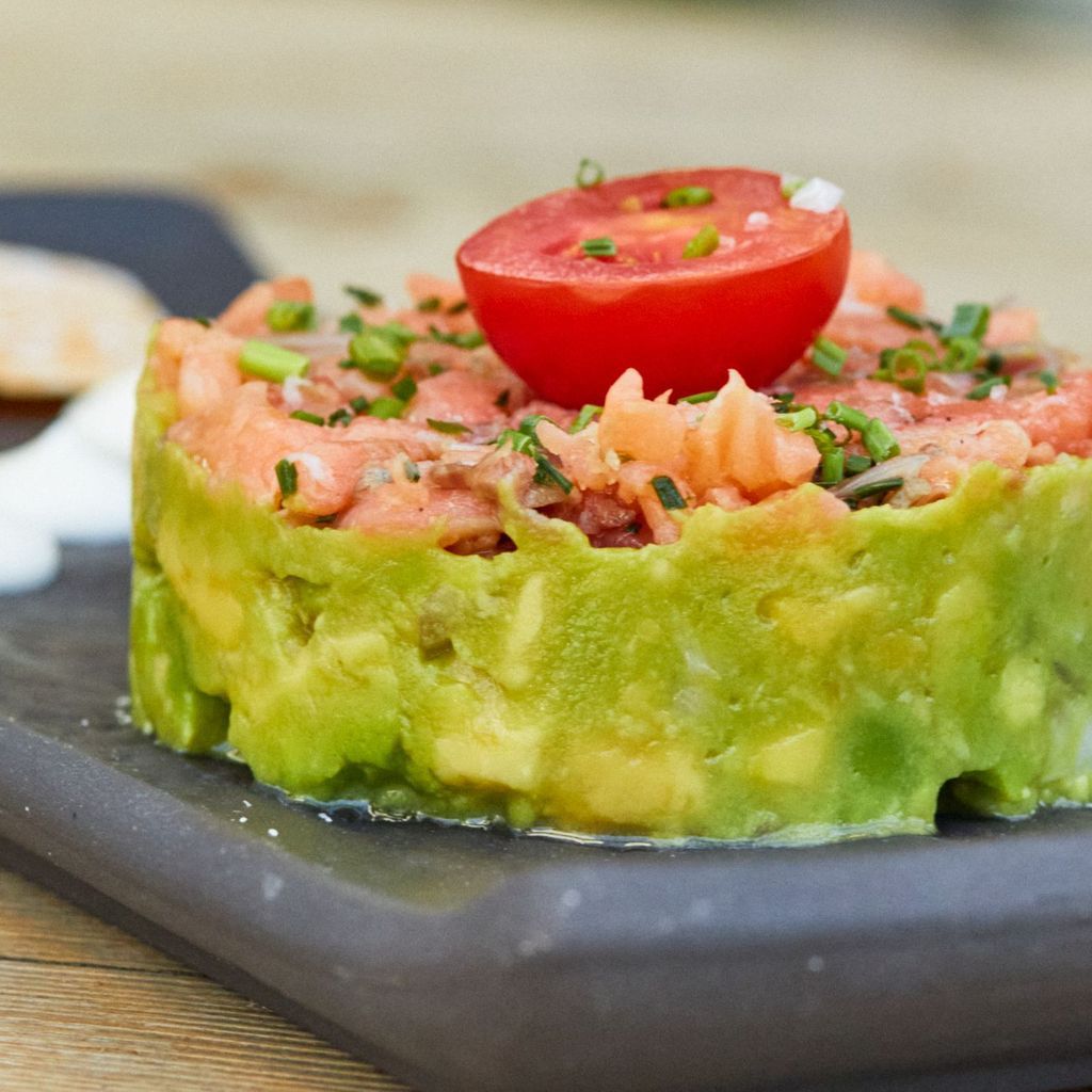Tartar de Aguacate con Salmón ahumado