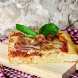 Focaccia Con Carne (Porción)