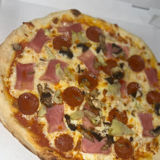 Bugger pizza 24  c/ ruzafa 18 local 37 benidorm