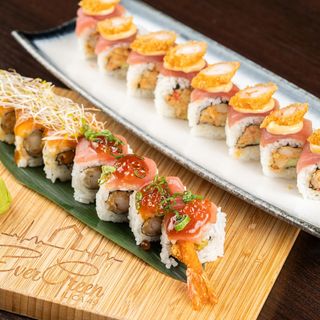 Evergreen menu + Gyoza (5 kom)