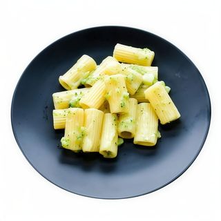 Pacheri salsicha e porcini