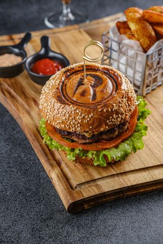 ქათმის ბურგერი