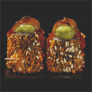 204 maki salmon tempura salsa aguacate 8und