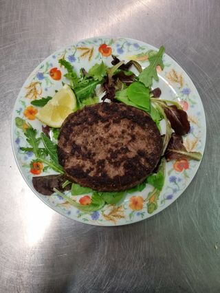 Hamburger texano al piatto semplice