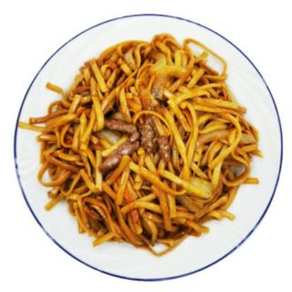 Tallarines Fritos Con Ternera