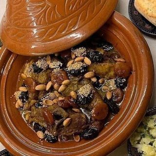 Tagine De Viande Aux Pruneaux