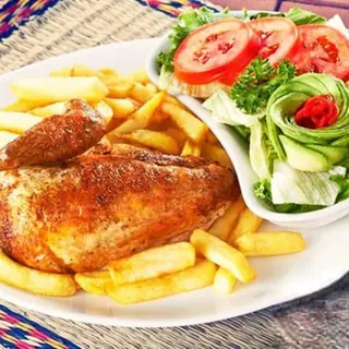Pollo Asado, Patatas Fritas y Ensalada Mixta