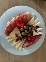 Domaći tanjir dobrodošlice za dvije osobe 250 gr