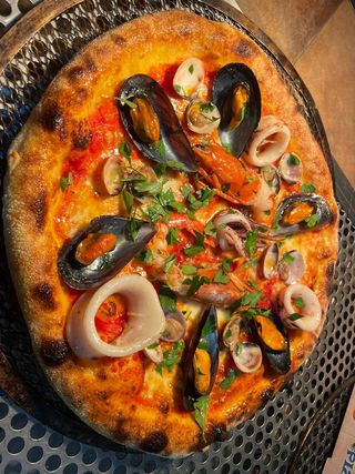 Pizza Frutti Di Mare