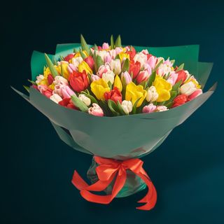 Buchet 101 Lalele Colorate 