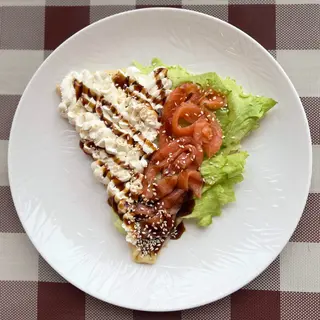 Млинець з лососем