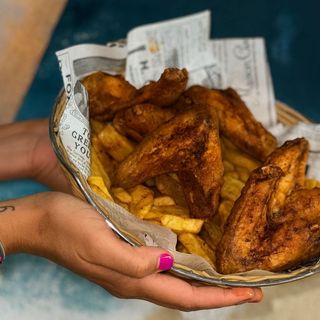 Alitas De Pollo Cajún (8 Uds.)