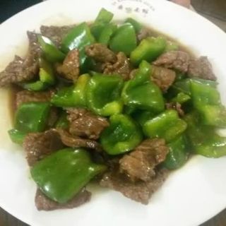 Ternera Con Pimiento Verdes