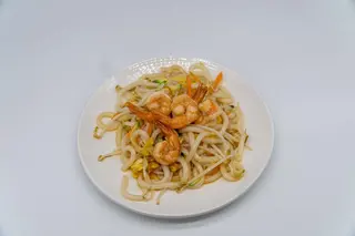 50) Udon con gamberi