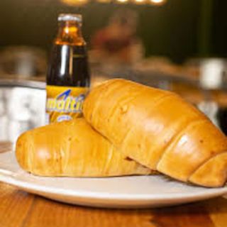 Combo 2 Cachitos y 1 Malta