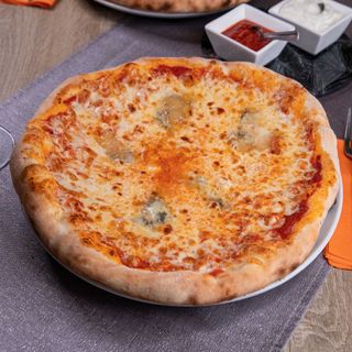 Pizza Quattro Formaggi