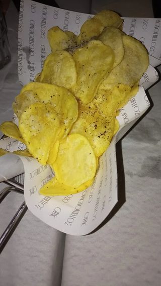 Chips cacio e pepe