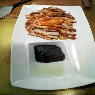 Pato Asado con Salsa