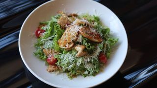 ცეზარი ქათმით