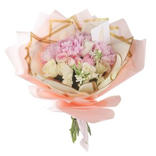 Buchet cu bujori roz trandafiri si frezii