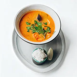 Том-ям з морепродуктами (450г)