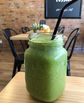 Smoothie de Maracujá, Laranja, Chá Verde e Hortelã