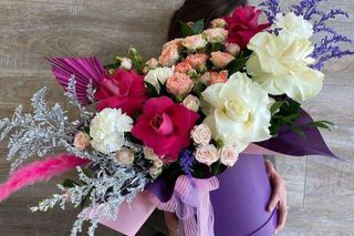 Шляпная коробка "Ванильное небо"