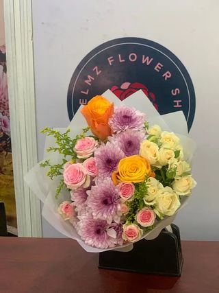 RADIANT SMILE BOUQUET