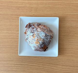 Pan De Chocolate Con Almendras 