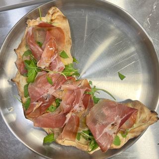 Calzone Cabra serrana.