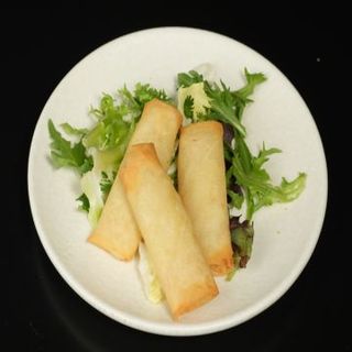 142. Rollito Con Verdura (3 Pzs.)