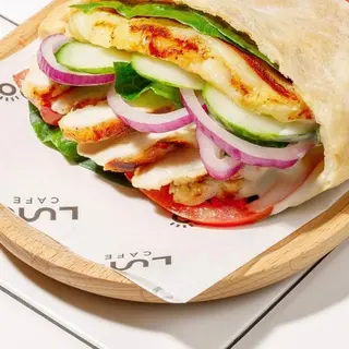 Pita cu Halloumi