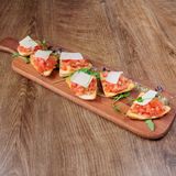 Brusketi sa paradajzom