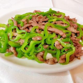 Ternera Con Pimientos Verdes