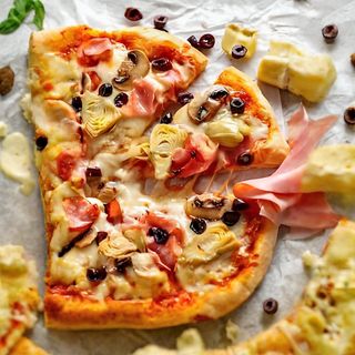 Pizza Capricciosa srednja 28 cm