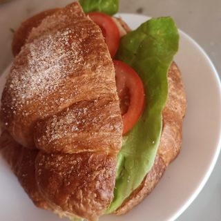 Croissant Completo