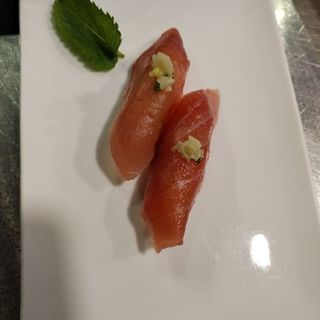 51. Nigiri maguro zenzero