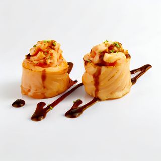 Gunkan De Salmón Flameado (2 Uds.)
